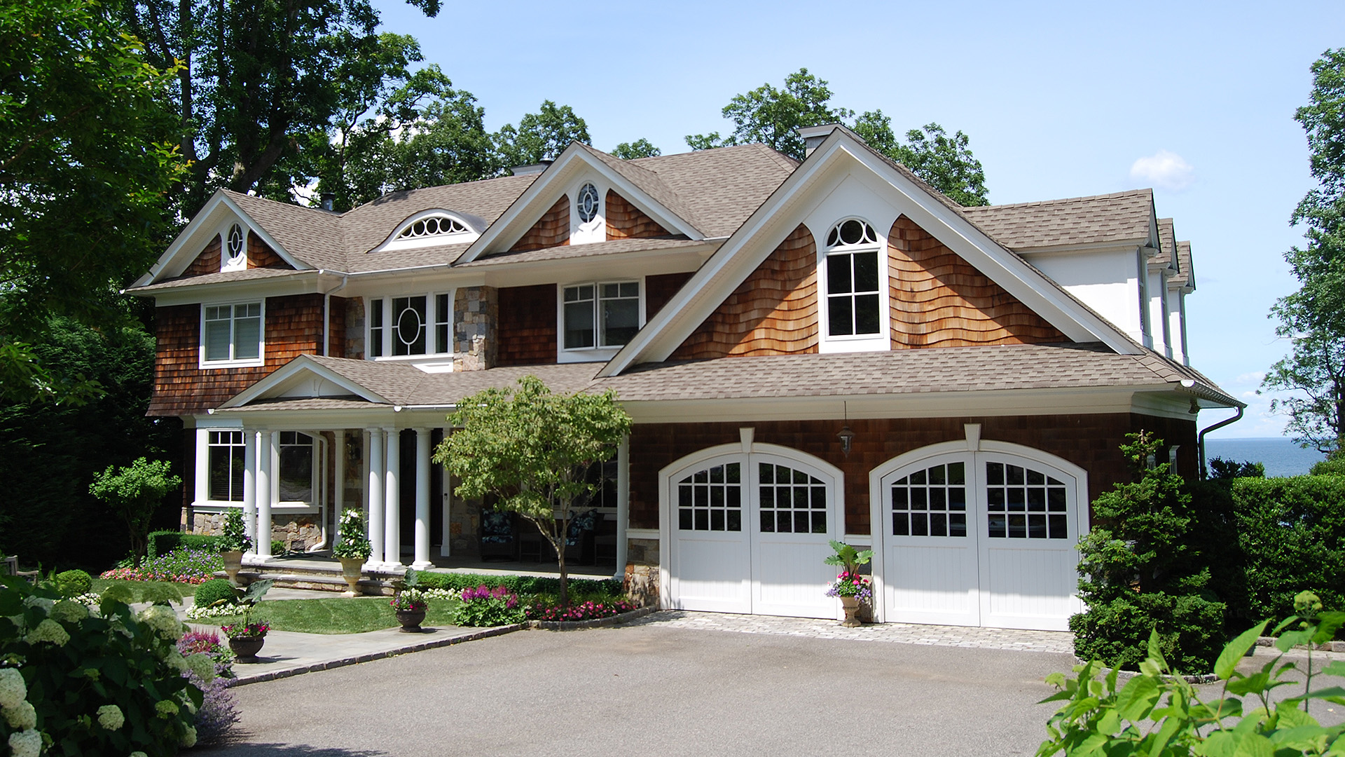 Soundview Shingle Home - Traditional Architecture
